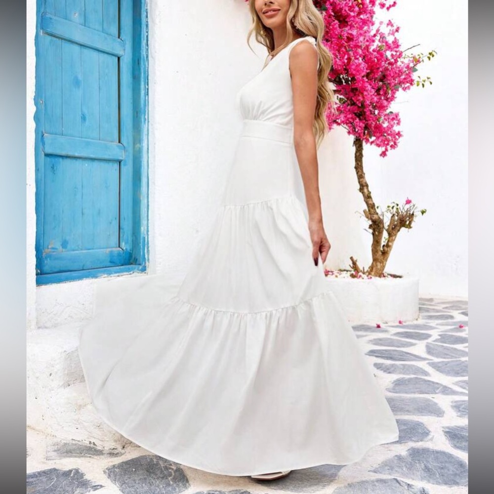 Elegant White One-Shoulder Dress - Picture 4 of 5